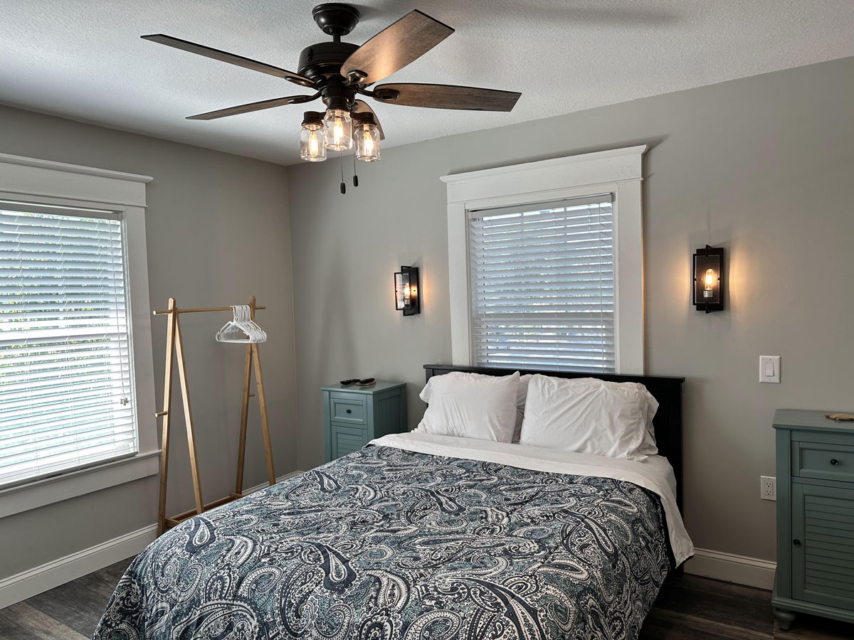 Blue Bayou Inn - Room 1