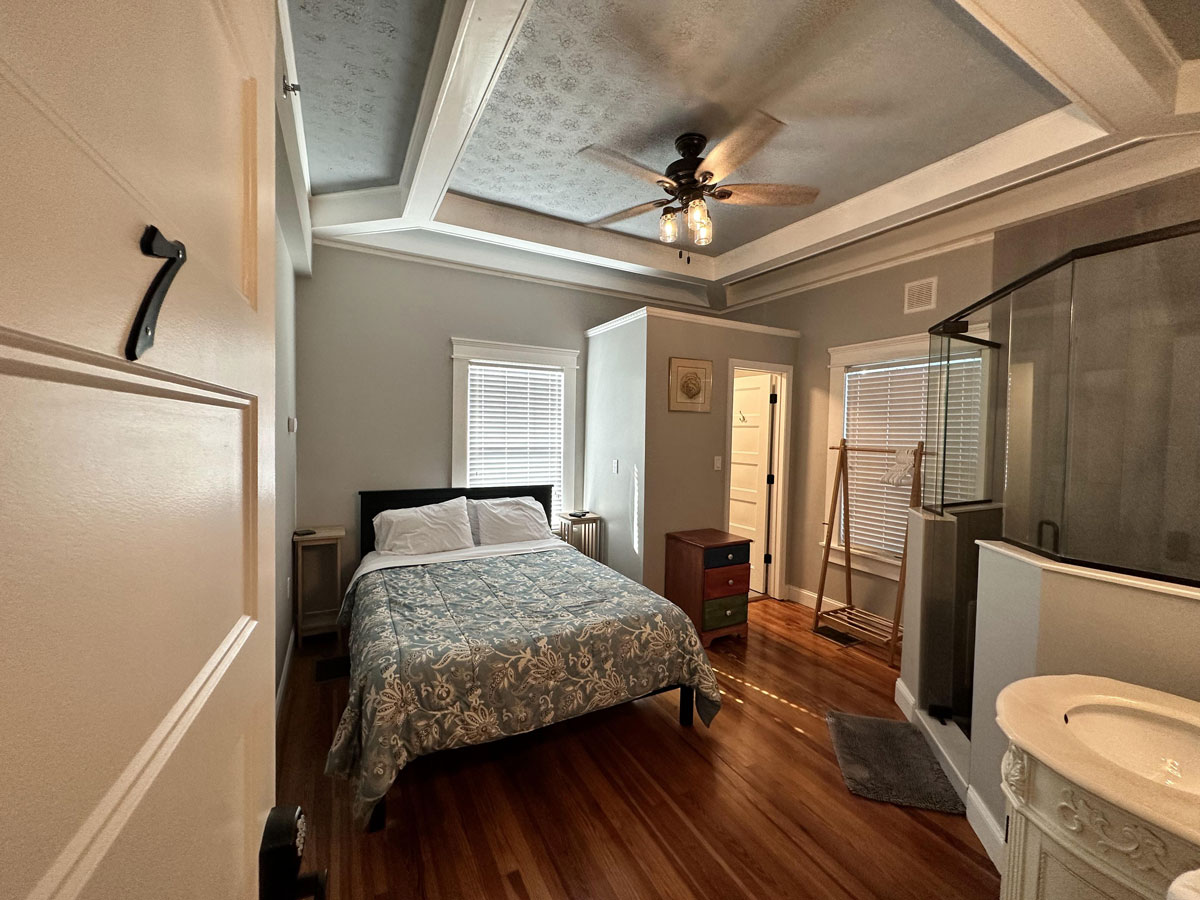 Blue Bayou Inn - Room 7